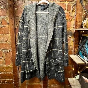 Cyrus gray and cream open cardigan